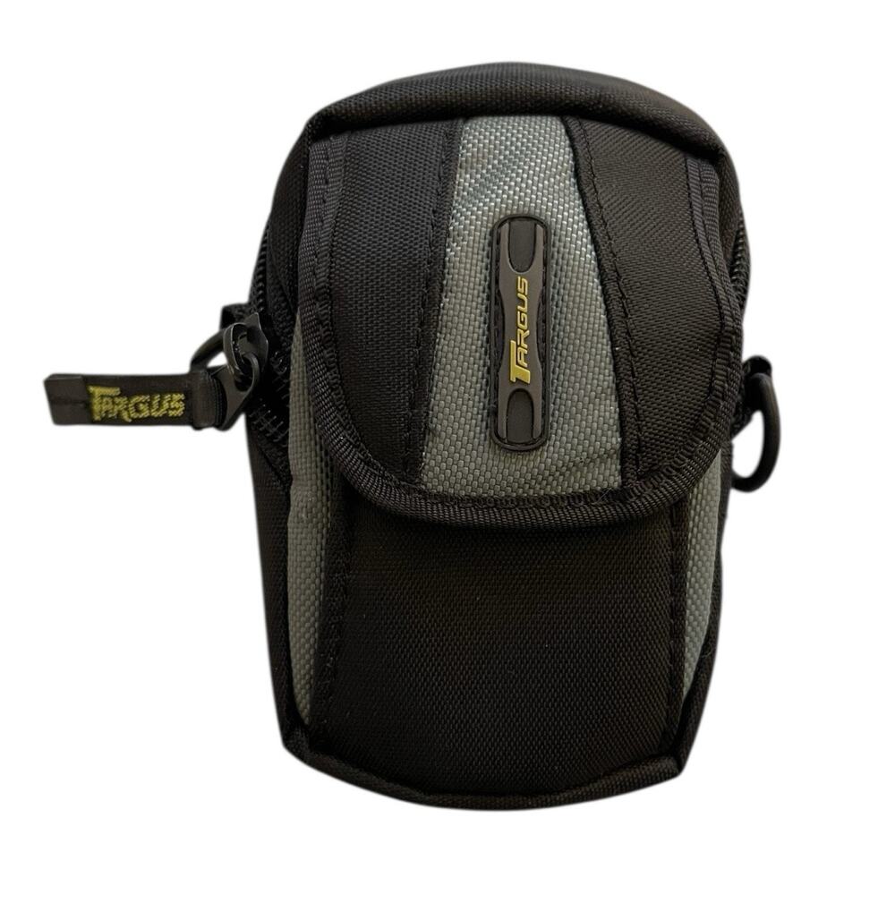 Targus Compact Black Camera Bag, Padded With Strap Loops & Belt Loop 5 X4 Zipper
